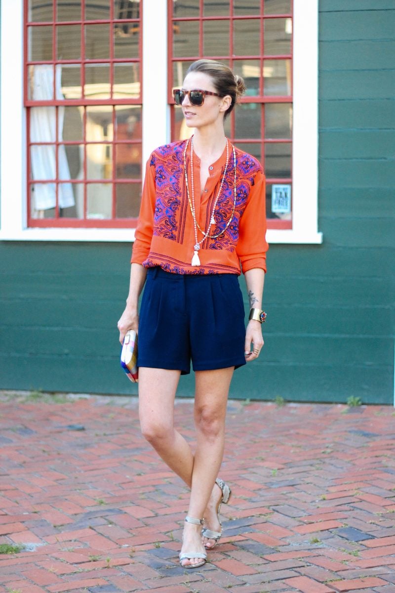 NAVY PLEATED SHORTS AND A TOPSHOP GIVEAWAY