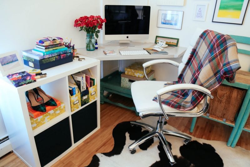 HOLIDAY HOME OFFICE MAKEOVER WITH CYNTHIA ROWLEY FOR STAPLES