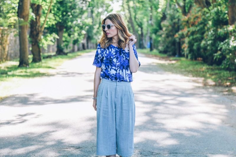 CULOTTES AND PALM PRINT TEE