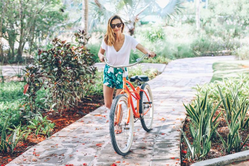 PALM PRINT SHORTS AND WHITE TEE