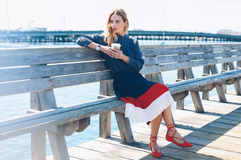 PLEATED MIDI SKIRT AND CABLE KNIT SWEATER