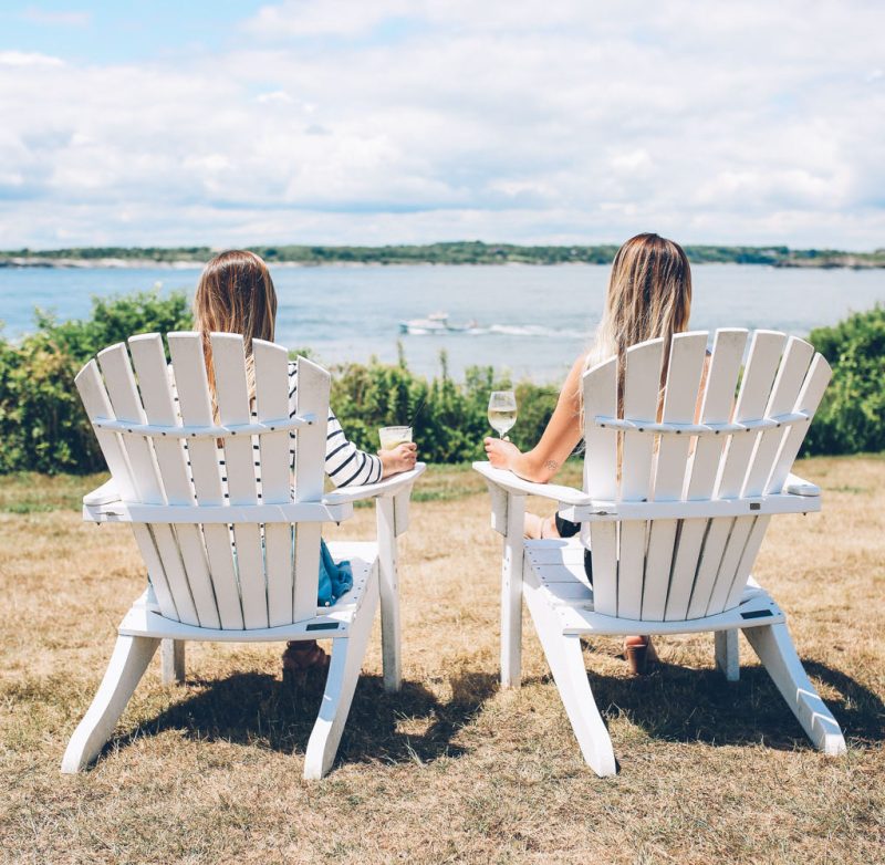Best Spots for Cocktails with a View in RI
