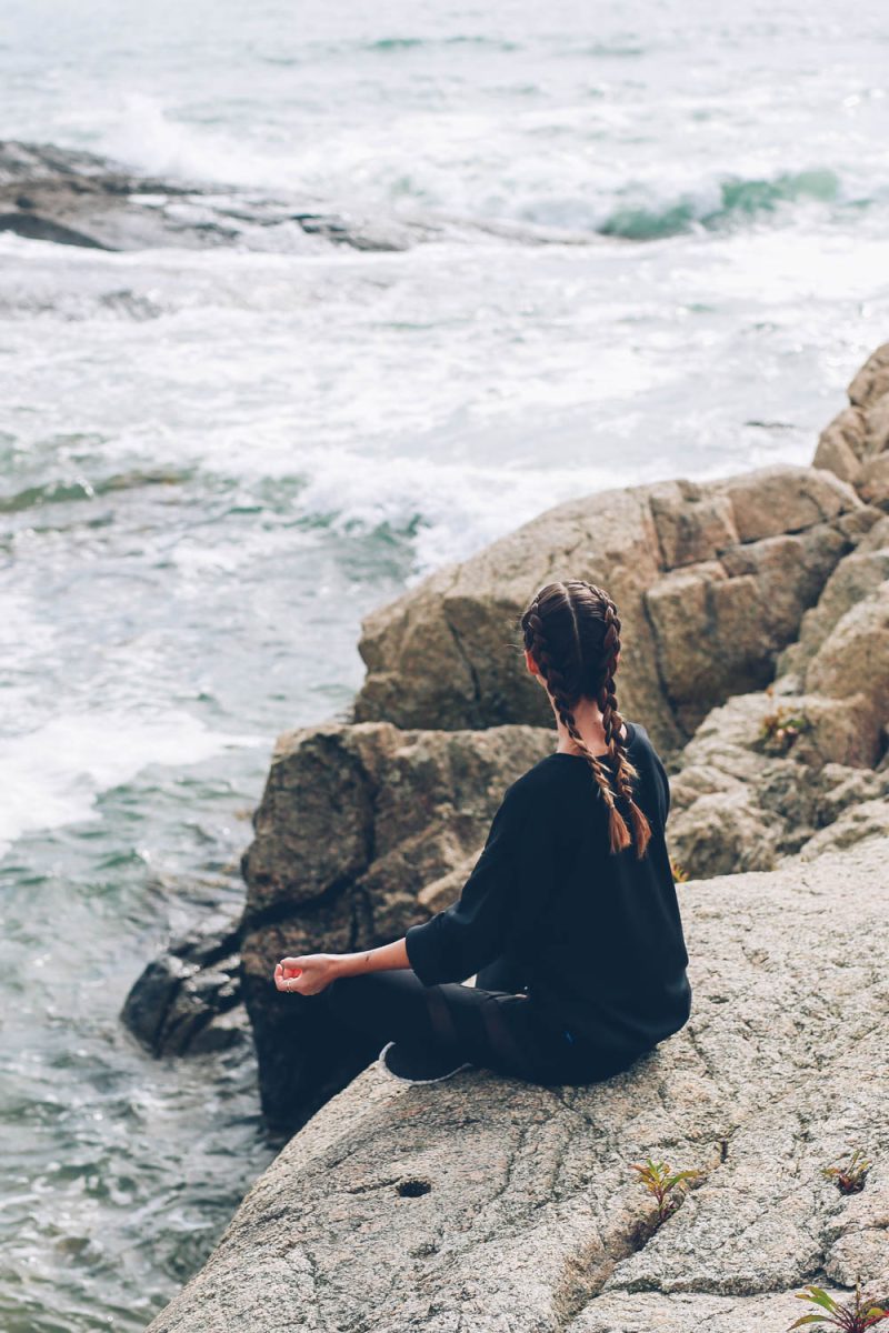 5 Simple Ways to Meditate (And Why You Should Try It)