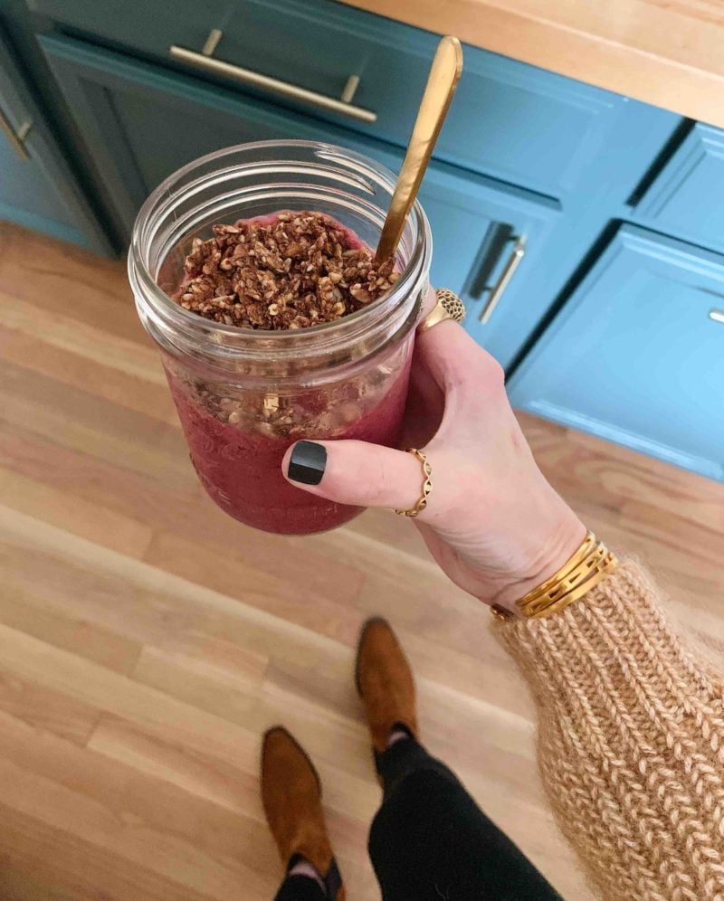 Berry Peach Smoothie with Granola